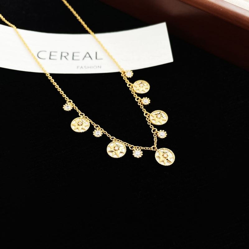 Unclassified Brand Necklaces